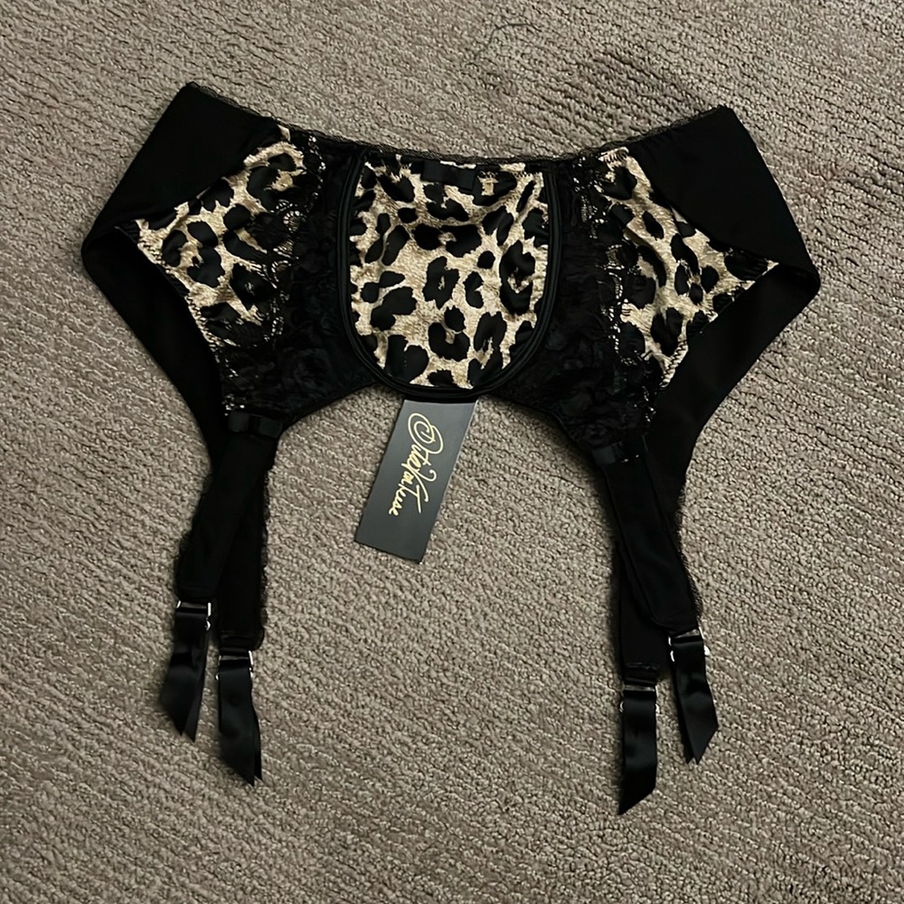 Dita Von Teese Leopard Print Garter Belt